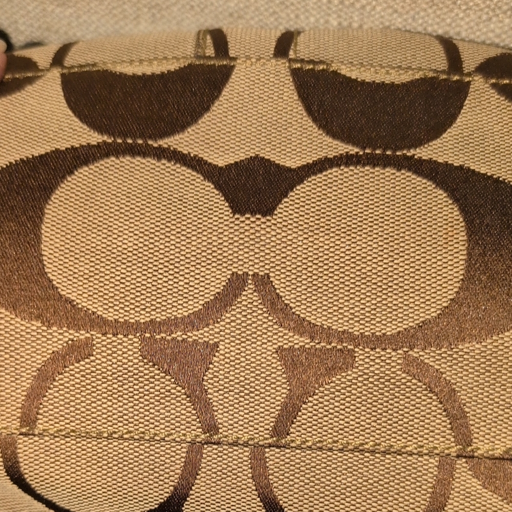 Coach Signature C Tote With Green Apple Patent Leather Trim 2006 Style 10124 - Picture 11 of 14